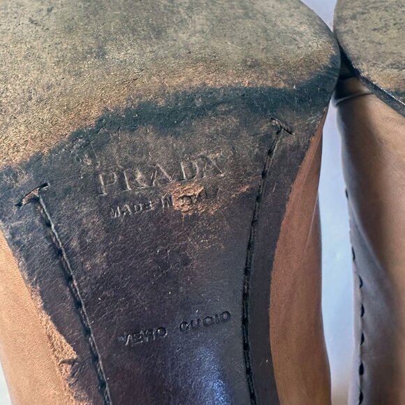 Vintage Prada Stivali Camel Leather Boot 7.5/38 Italian Kitten Heel Back Zip Y2K - Picture 11 of 14